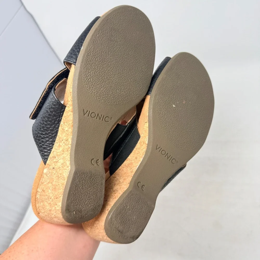 Vionic Black Leather Wedge Sandals Cork 8 Orthopedic Comfort Slides Supportive